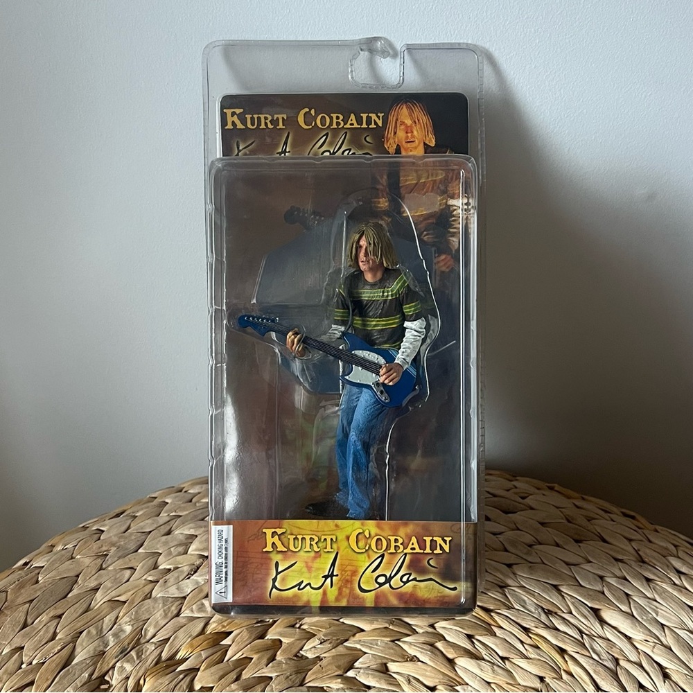 New Sealed NECA Kurt Cobain 7'' Figure Teen Spirit Video Fender Mustang Guitar